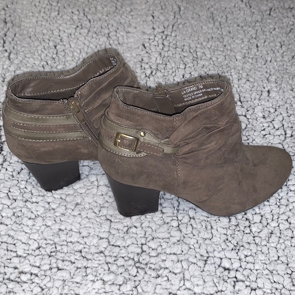 Booties - Picture 3 of 5